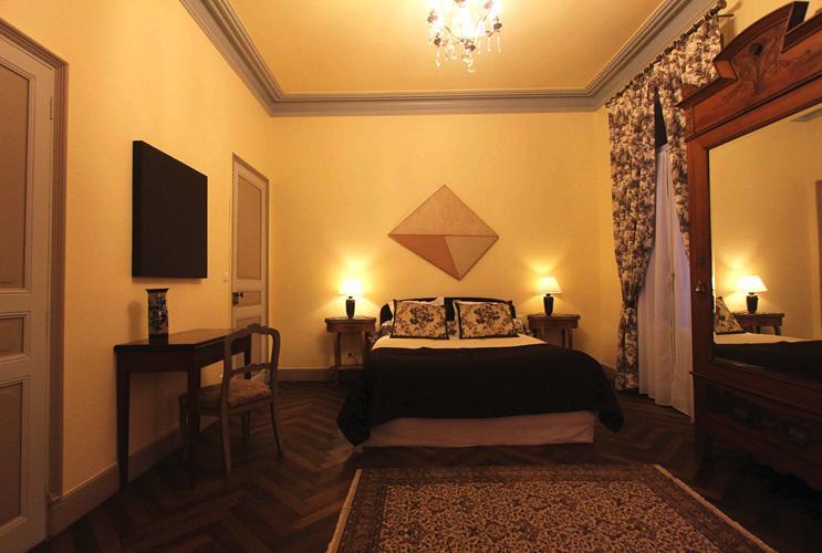 Bed and Breakfast Les Buis Ille-sur-Têt Habitación foto