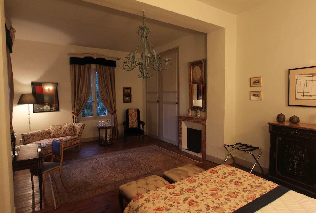 Bed and Breakfast Les Buis Ille-sur-Têt Habitación foto